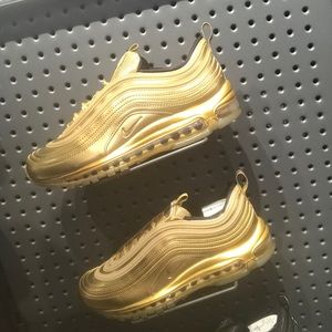 Meet your Posher, Roberto